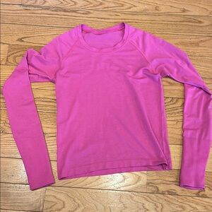 Lulu Lemon long sleeve Size 6